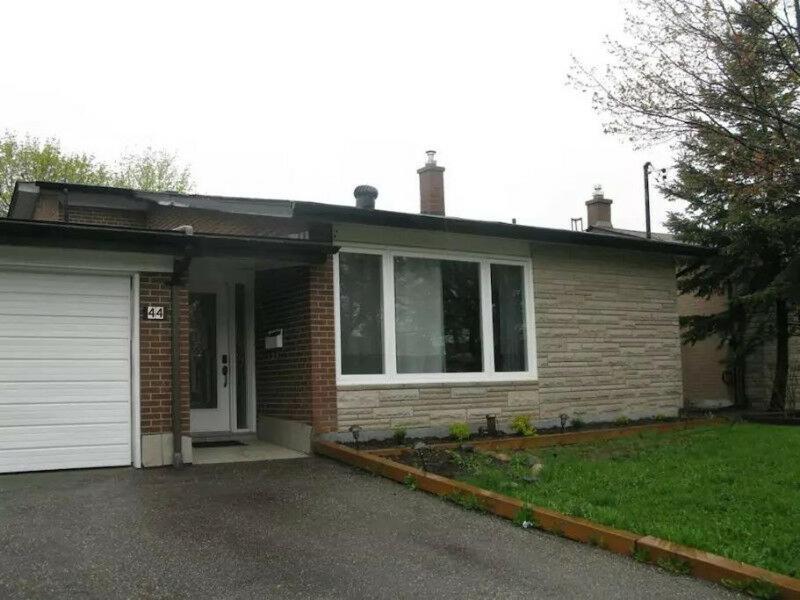 Private Rooms 5 Min Finch West Subway - York University Toronto Exterior photo